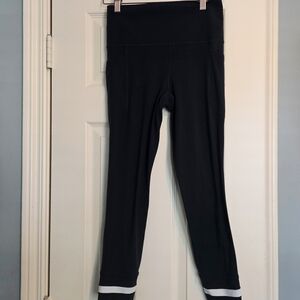 Athleta Dark Green and White Leggings 7/8 Regular Length Size SMALL